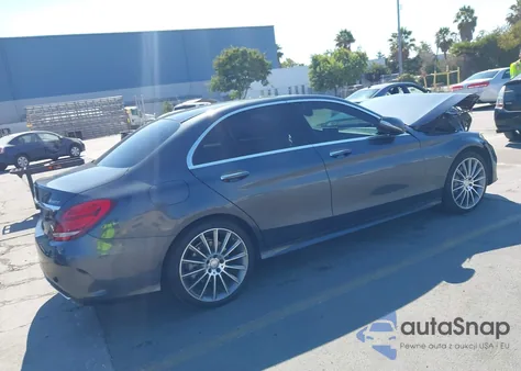 2015 Mercedes-Benz C 400 4Matic из США, поврежденный, VIN 55SWF6GB6FU028963